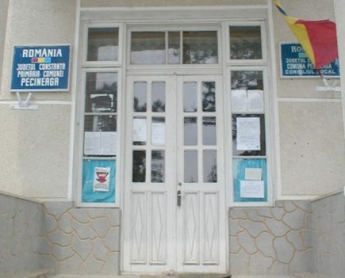 Reţeaua de apă şi canal din Pecineaga, la mâna afaceriştilor care au pierdut licitaţia